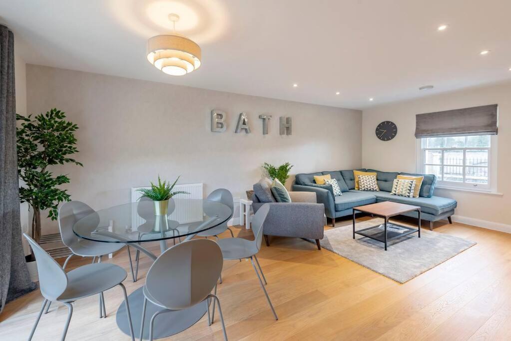 Fantastic 3-Bed House With Parking Villa Bath Ngoại thất bức ảnh